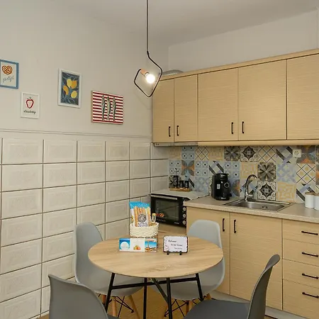 Zeusplace Athenia 아파트 Paralía